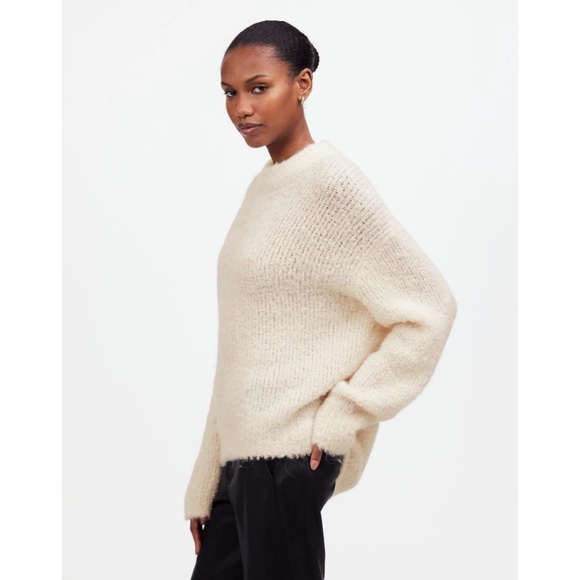 Madewell Wool-Alpaca Blend Bouclé-Knit Oversized Sweater - Picture 2 of 10
